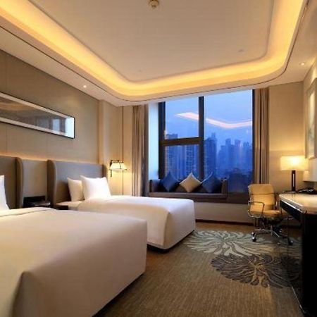 Hotel Wyndham Grand Plaza Royale Huayu Chongqing Zewnętrze zdjęcie