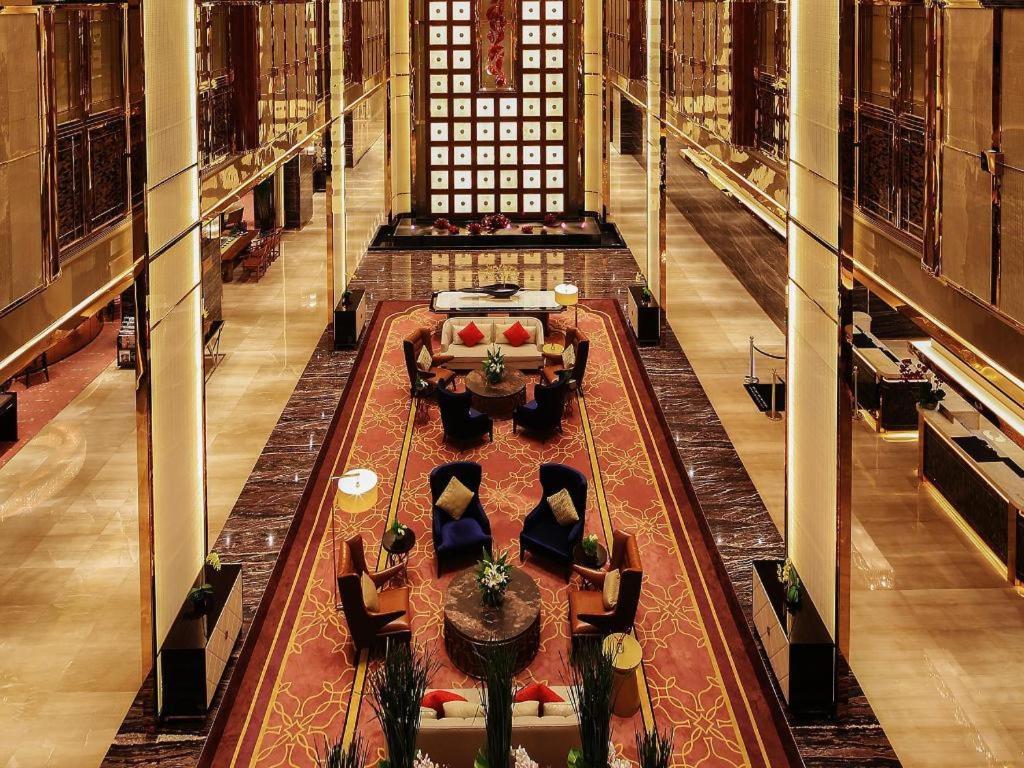 Hotel Wyndham Grand Plaza Royale Huayu Chongqing Zewnętrze zdjęcie