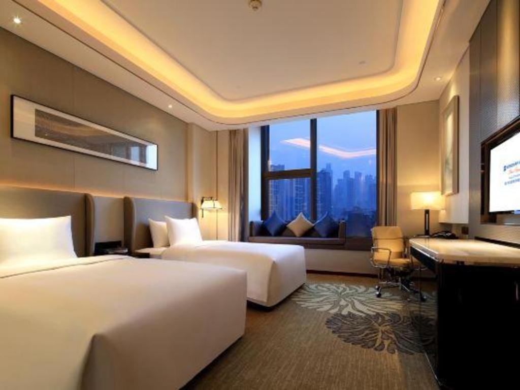 Hotel Wyndham Grand Plaza Royale Huayu Chongqing Zewnętrze zdjęcie