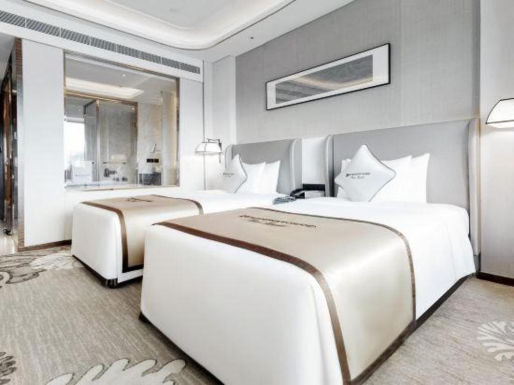 Hotel Wyndham Grand Plaza Royale Huayu Chongqing Zewnętrze zdjęcie