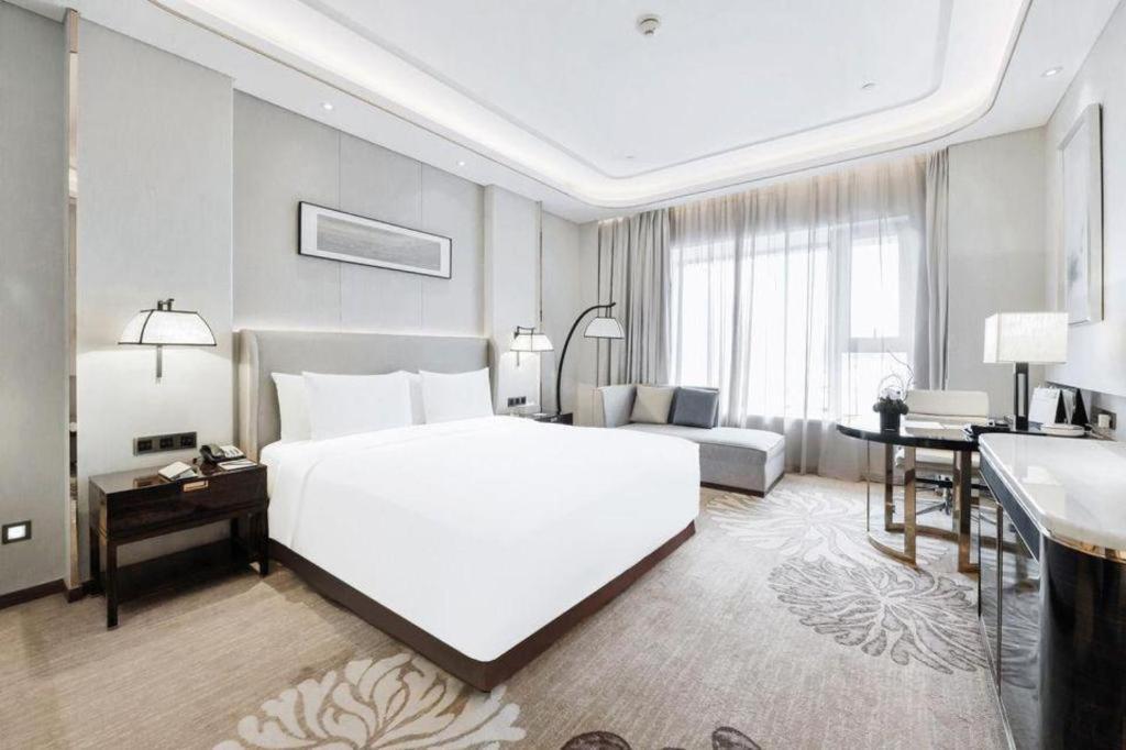 Hotel Wyndham Grand Plaza Royale Huayu Chongqing Zewnętrze zdjęcie