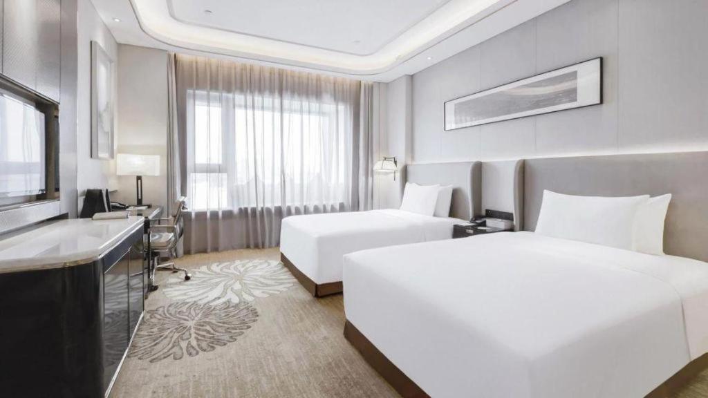 Hotel Wyndham Grand Plaza Royale Huayu Chongqing Zewnętrze zdjęcie